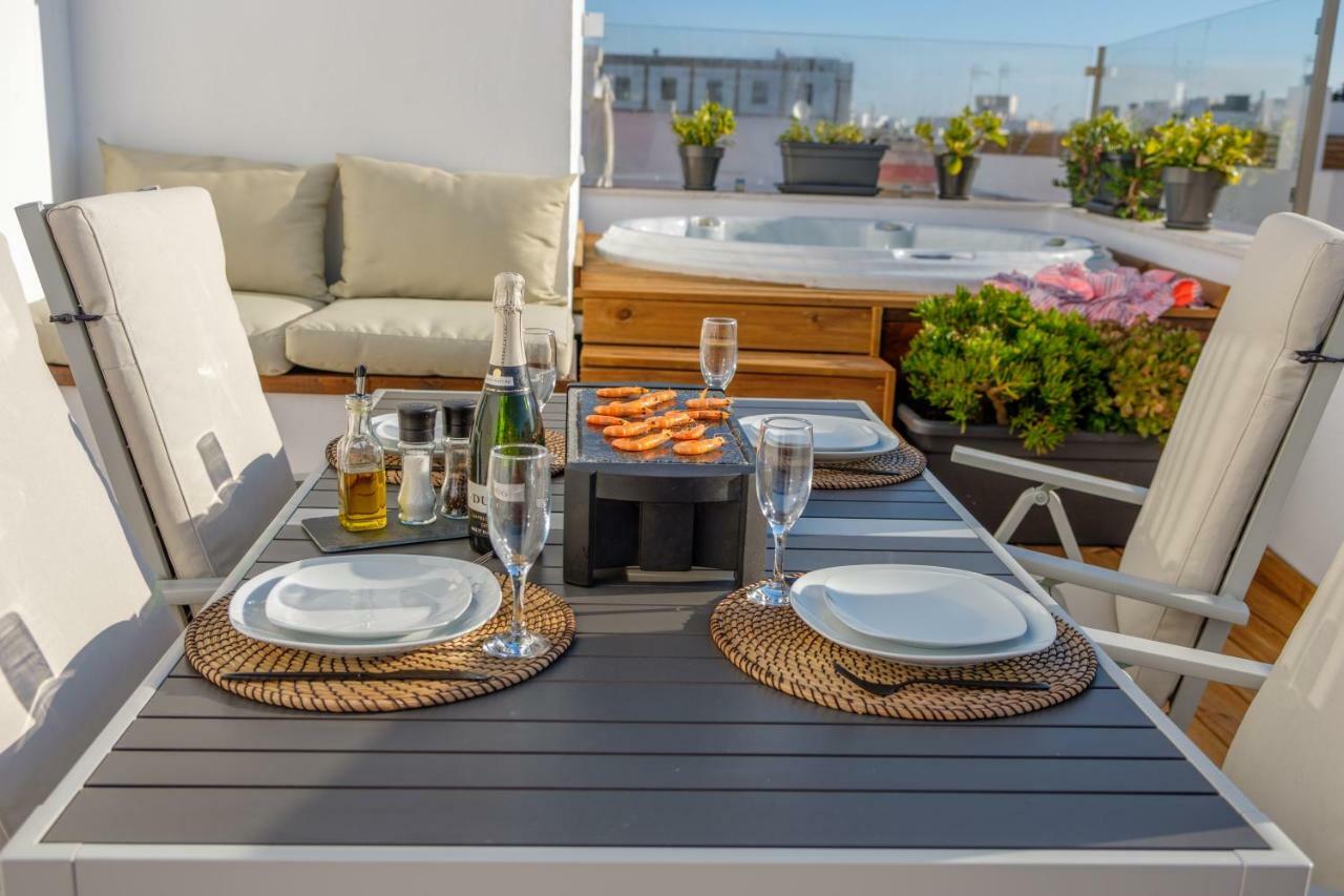 Apartamento Penthouse, Jacuzzi, Garage For City Cars. Cádiz