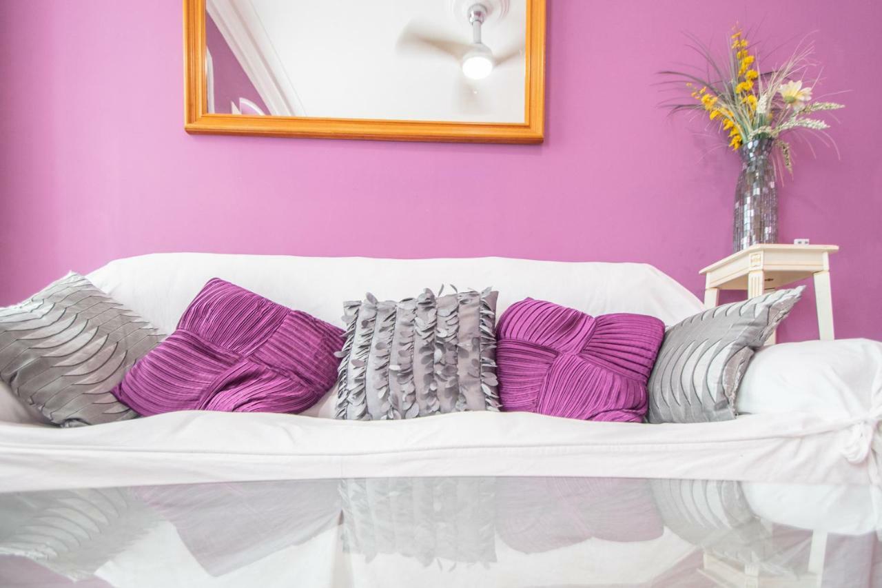 Del Arqueólogo De Apartamento