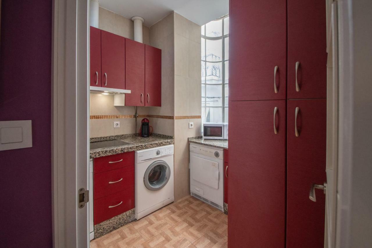 Del Arqueólogo De Apartamento *