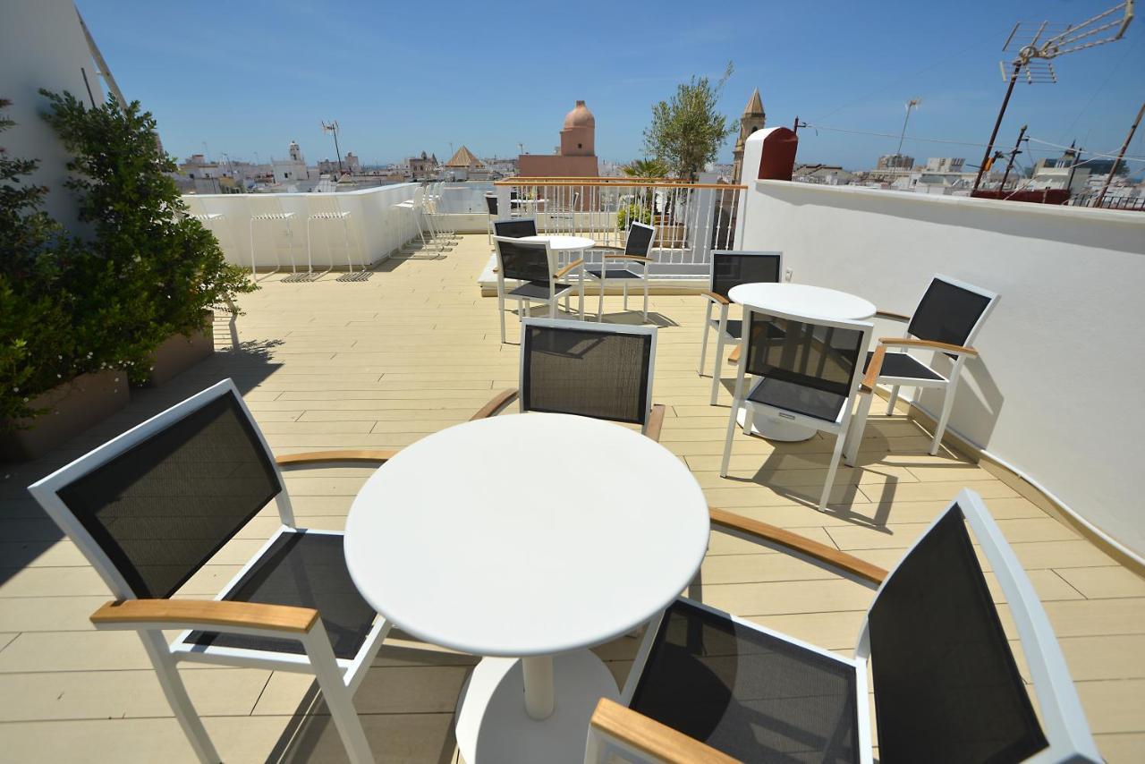 Plaza Mina Apartahotel Cádiz