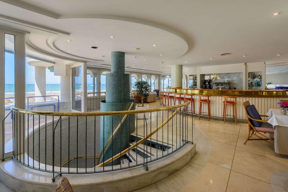Playa Victoria Hotel Cádiz