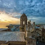 No 10 Cadiz