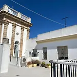 APARTAMENTO COLÓN 1451 - WIFI Gratis y Aire Acondicionado