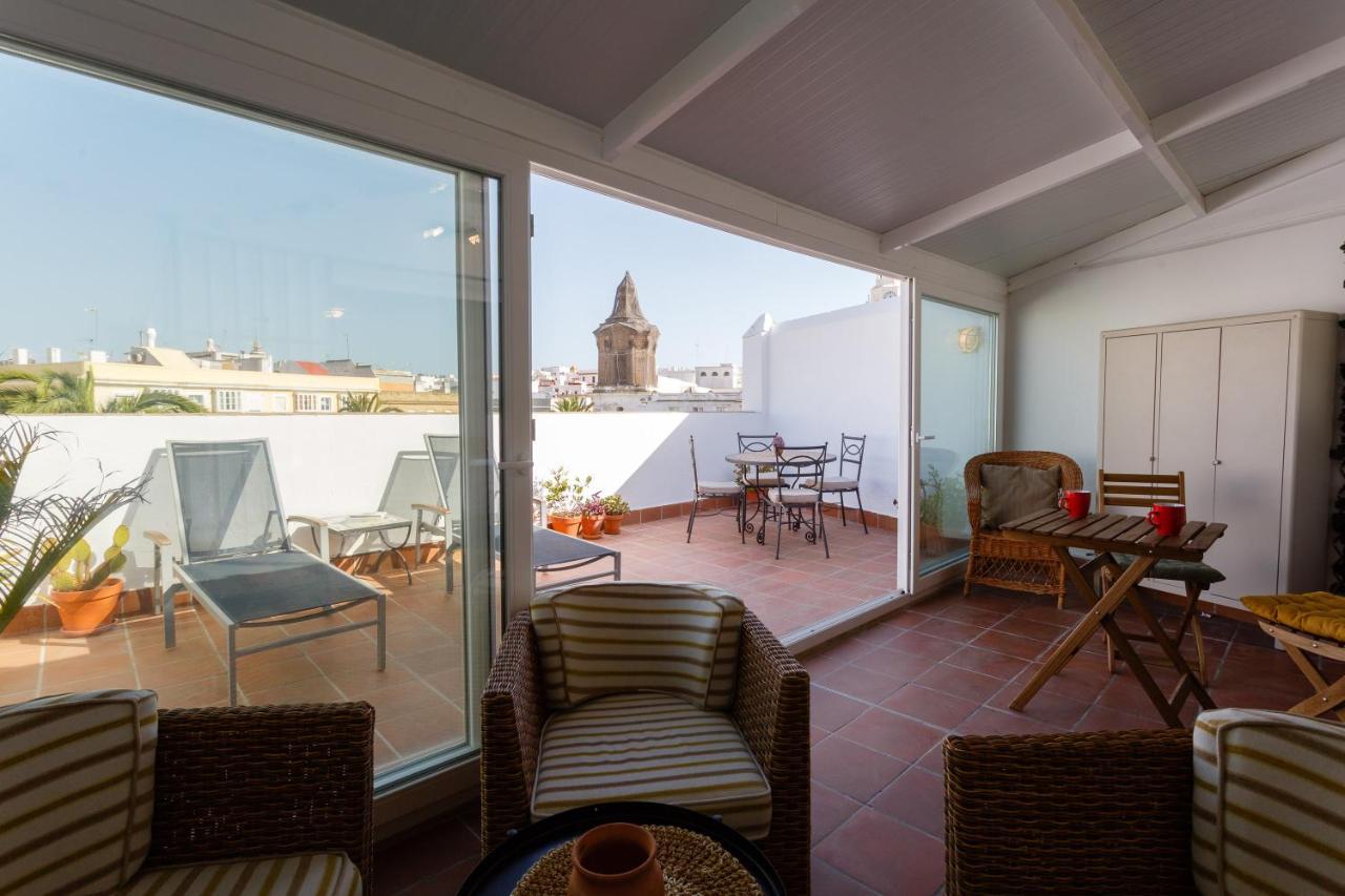 Atico-solarium Hall By Cadiz4rentals