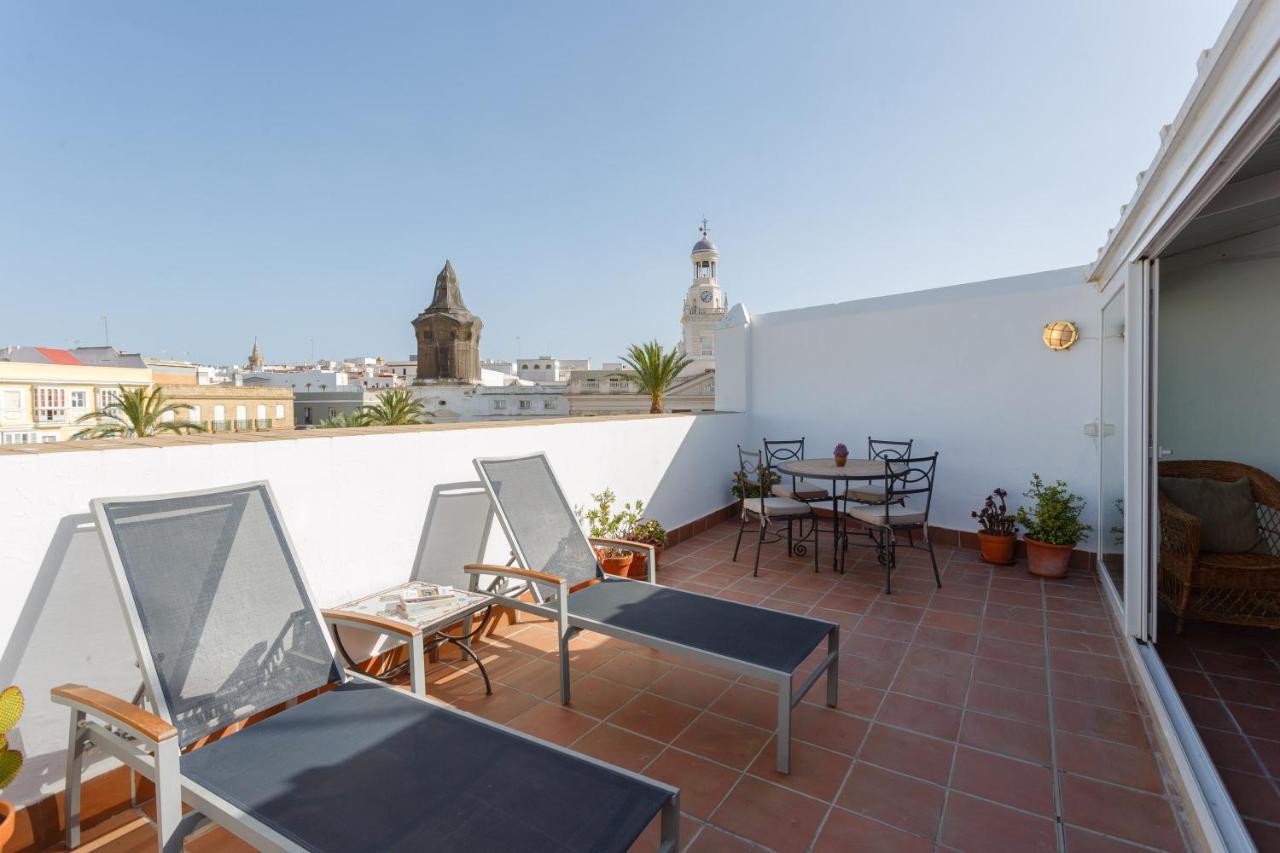 Atico-solarium Hall By Cadiz4rentals