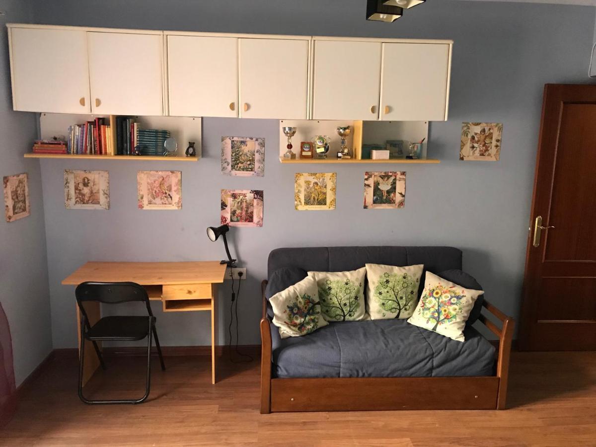 Diego Arias 10 * Cádiz